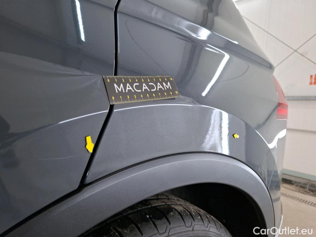  Volkswagen  Tiguan VOLKSWAGEN  / 2020 / 5P / SUV 1.5 TSI 150 DSG7 Life Busines #1