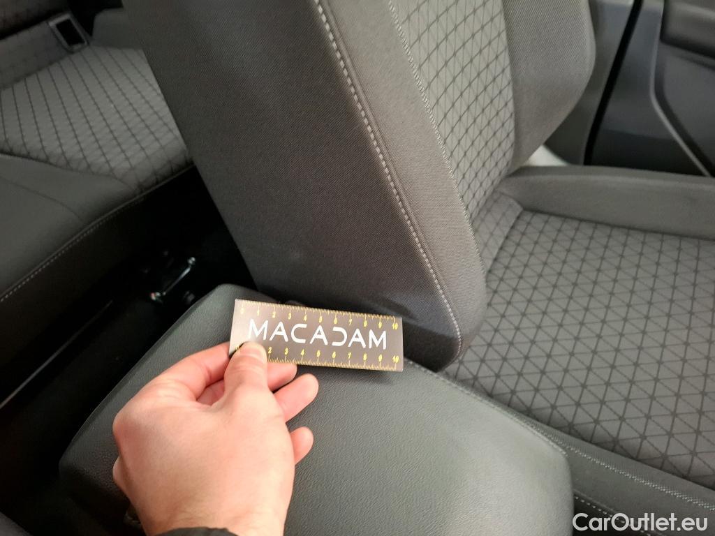  Volkswagen  T-CROSS VOLKSWAGEN  / 2018 / 5P / SUV 1.0 TSI 110ch Life Plus #8