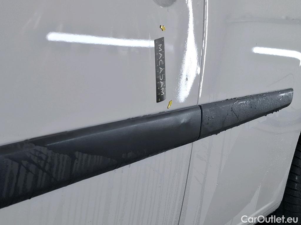  Renault  Kangoo  Express Extra (Série Spéciale) 1.5 dCi 75CV BVM5 E6 #10