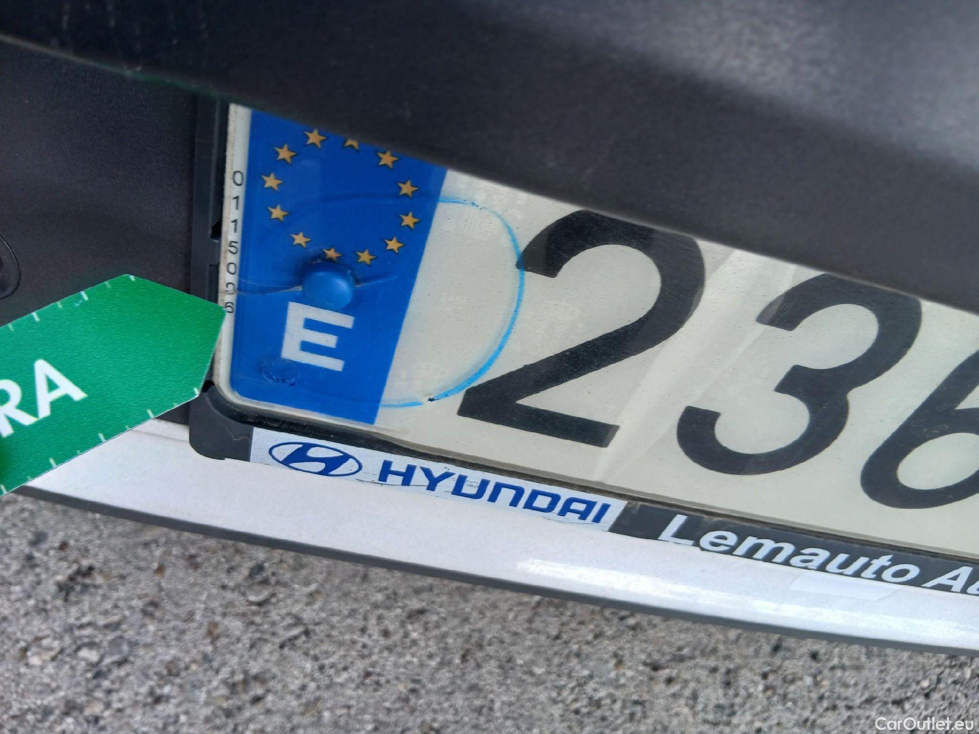  Hyundai   Ioniq HYUNDAI / 2019 / 5P / berlina con portón 1.6 GDI HEV Tecno DCT #29