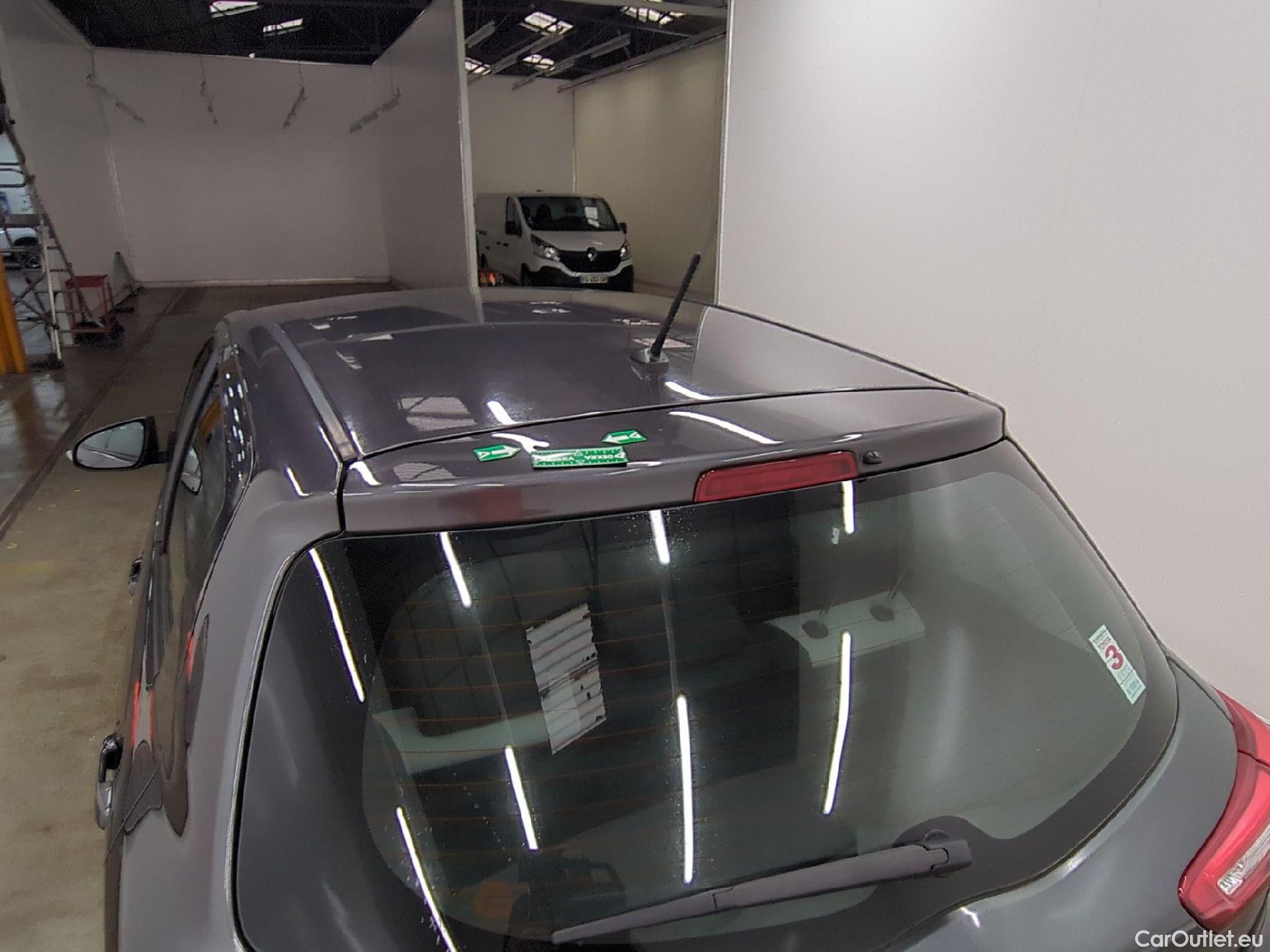  Toyota  Yaris TOYOTA  Hybride 5p Berline 1.5 VVT-I HYBRID France Business #13