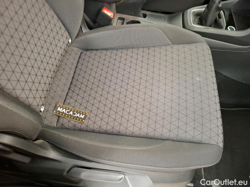  Volkswagen  T-CROSS VOLKSWAGEN  / 2018 / 5P / SUV 1.0 TSI 110ch Life Plus #7