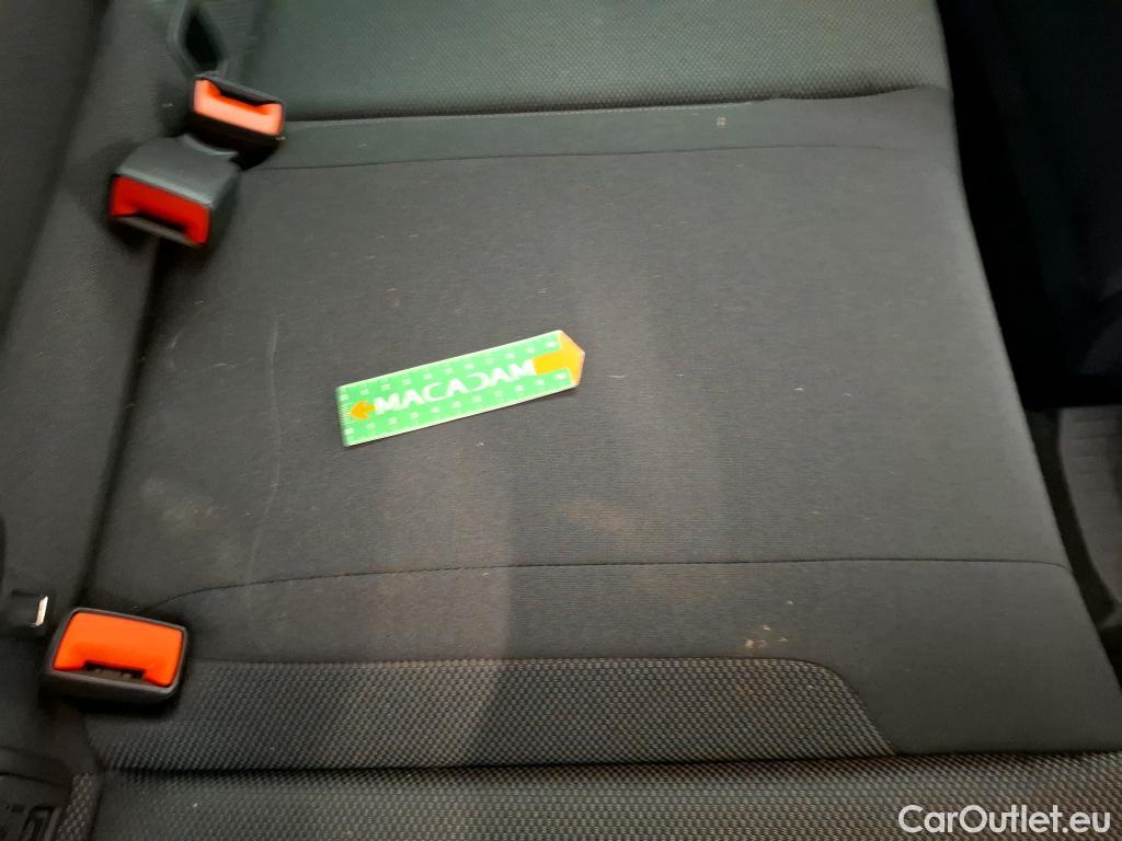  Volkswagen  T-ROC  Life 2.0 TDI 150CV BVA7 E6d #3