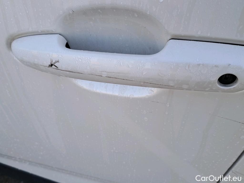  Toyota  RAV4 TOYOTA  / 2018 / 5P / todoterreno 2.5l 220H Advance #12