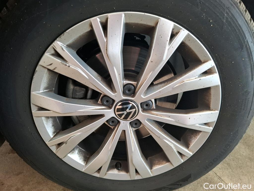  Volkswagen  Tiguan VOLKSWAGEN  5p SUV 1.5 TSI 150 EVO DSG7 Confortline #20