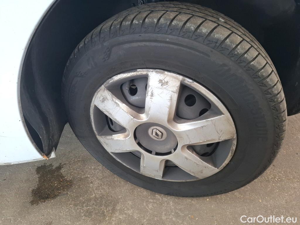  Renault  Kangoo  Express Extra (Série Spéciale) 1.5 dCi 75CV BVM5 E6 #32