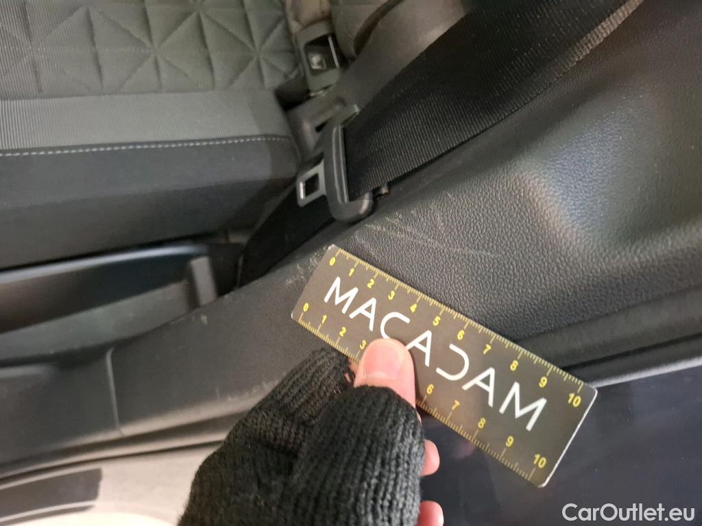  Volkswagen  Tiguan VOLKSWAGEN  / 2020 / 5P / SUV 1.5 TSI 150 DSG7 Life Busines #10