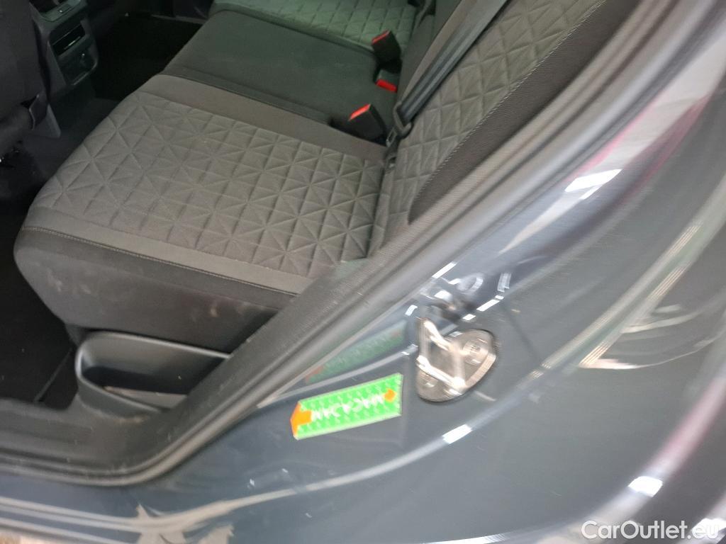  Volkswagen  Tiguan VOLKSWAGEN  5p SUV 1.5 TSI 150 EVO DSG7 Confortline #9