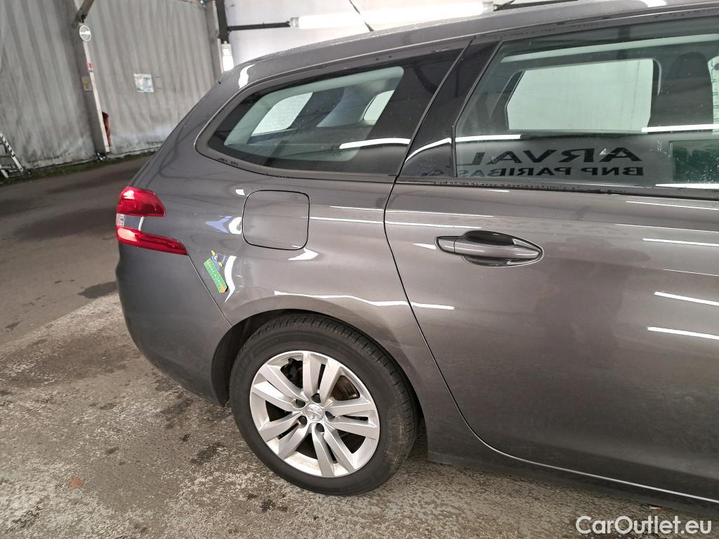  Peugeot  308 PEUGEOT  SW / 2017 / 5P / Break Puretech 110 S&S Active Business #8