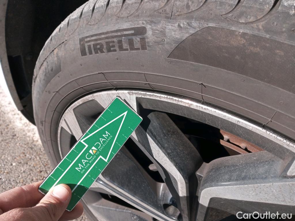  Renault  Grand Scenic RENAULT Grand Scénic / 2016 / 5P / monovolumen compacto Zen TCe 103 kW (140CV) GPF MY2021 #1