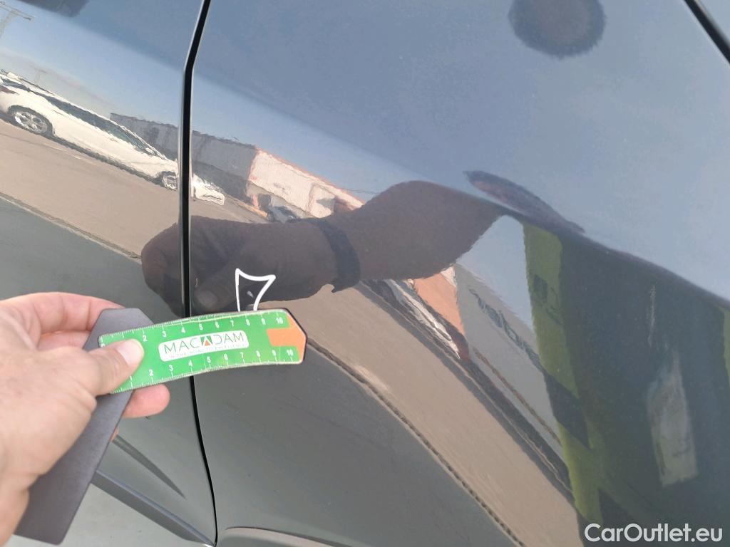  KIA  XCeed KIA  1.6 GDi PHEV 104kW (141CV) eDrive (AC) #14