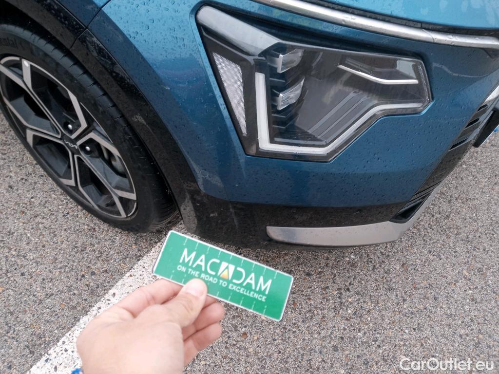  KIA  Niro KIA  / 2022 / 5P / crossover 1.6 GDi PHEV 135kW (183CV) Emotion #18