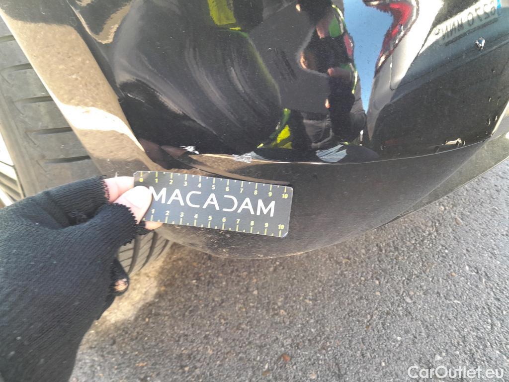  Nissan  Micra NISSAN  / 2017 / 5P / berlina con portón IG-T 68 kW (92 CV) E6D-F CVT Acenta #12