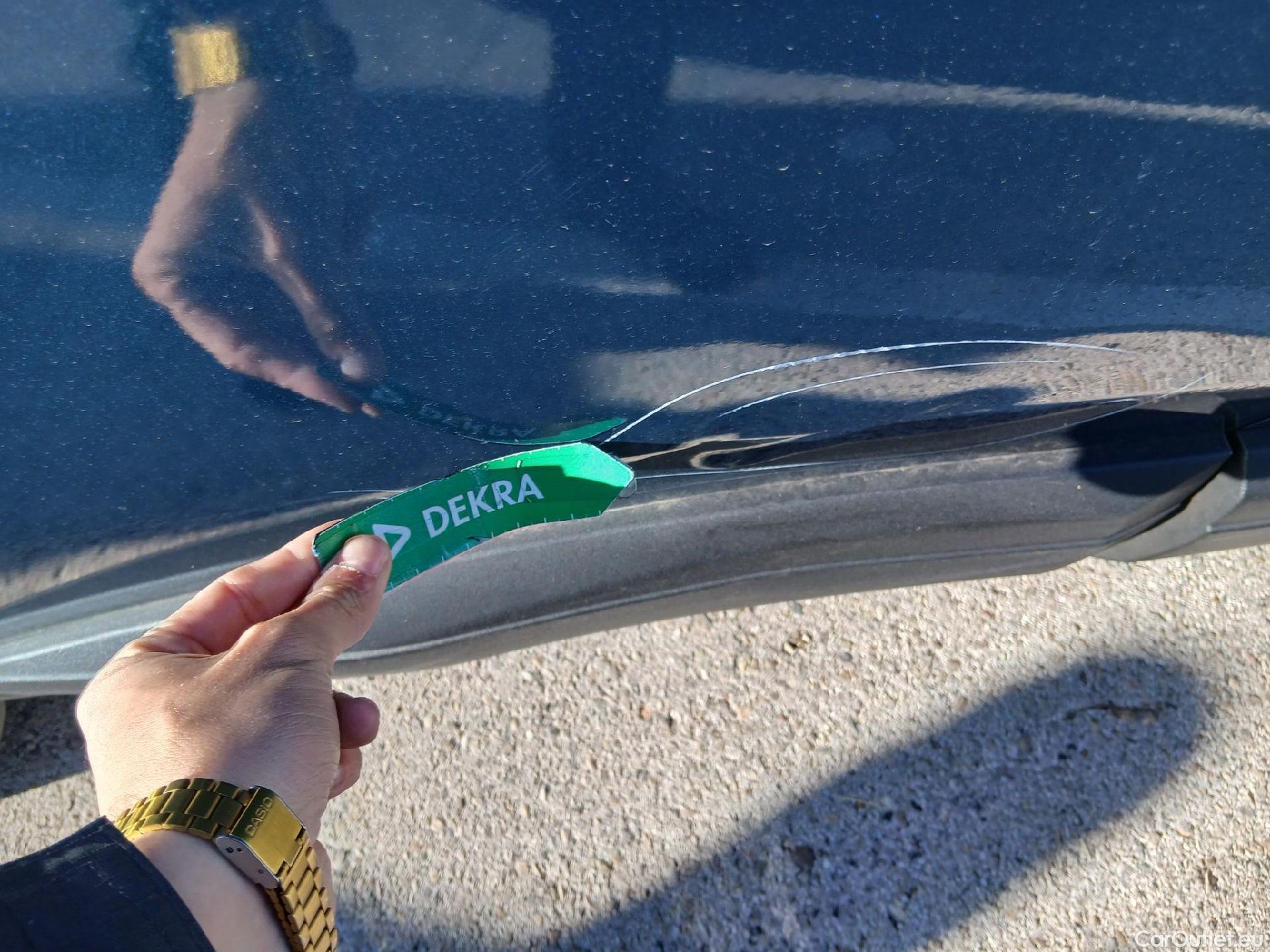  Peugeot  3008 PEUGEOT  / 2020 / 5P / todoterreno 1.5 BlueHDi 96kW S&S Active Pack EAT8 #21