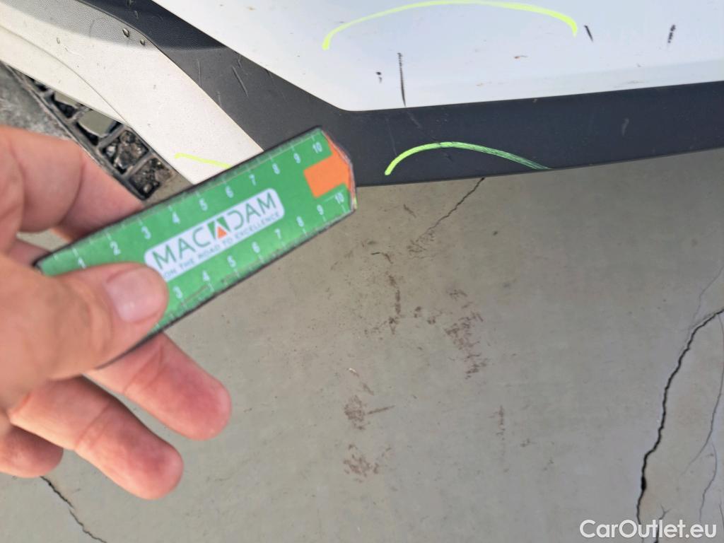  Renault  Captur RENAULT  / 2019 / 5P / todoterreno Intens TCe 90 (AC) #32