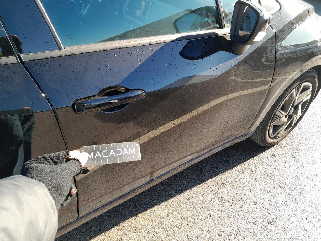  Nissan  Micra NISSAN  / 2017 / 5P / berlina con portón IG-T 68 kW (92 CV) E6D-F CVT Acenta #3