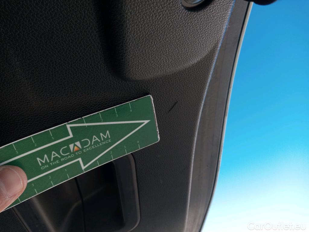  Renault  Grand Scenic RENAULT Grand Scénic / 2016 / 5P / monovolumen compacto Zen TCe 103 kW (140CV) GPF MY2021 #9