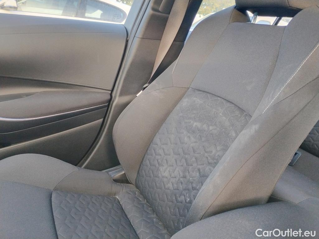  Toyota  Corolla TOYOTA  1.8 125H ACTIVE TECH E-CVT #16