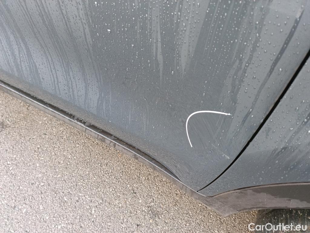  KIA  Sportage KIA  1.6MHEV Drive 100kW(136CV) 4x2(Crist Tintados)(CX) #15