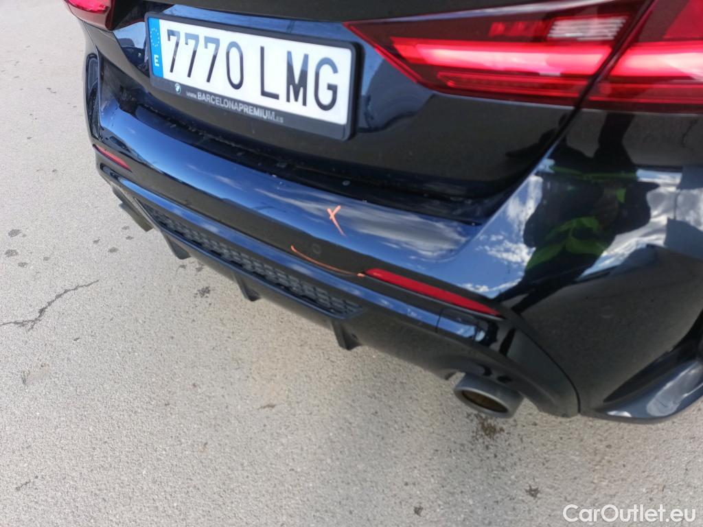  Bmw  Serie 1 BMW  / 2019 / 5P / berlina con portón M135i #11
