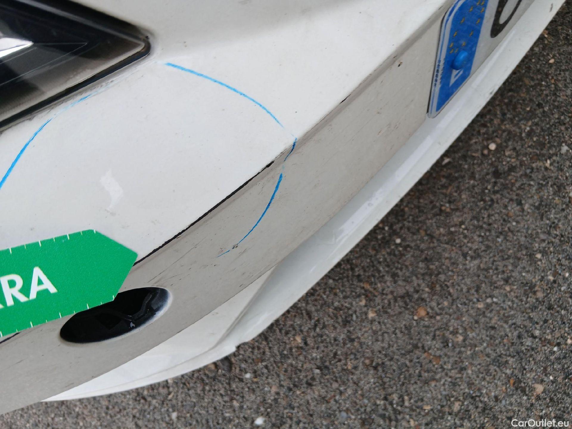  Seat  Leon SEAT León / 2016 / 5P / berlina con portón 1.5 TSI 95kW (130CV) St&Sp Style Visio Edition #8