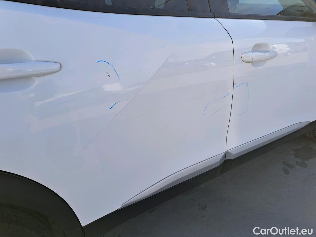  Peugeot  2008 PEUGEOT  / 2019 / 5P / todoterreno Allure Pack BlueHDI 130 S&S EAT8 #13