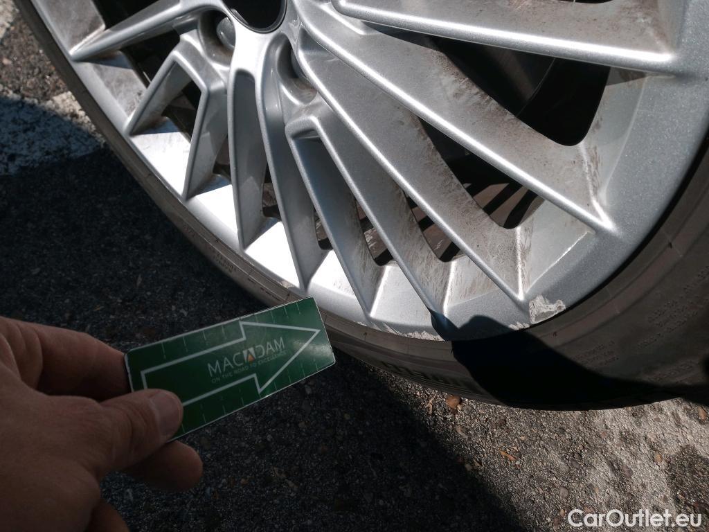  Audi  A3 AUDI  / 2020 / 5P / berlina con portón Sportback Advanced 40 TFSI e 150kW S tro #3