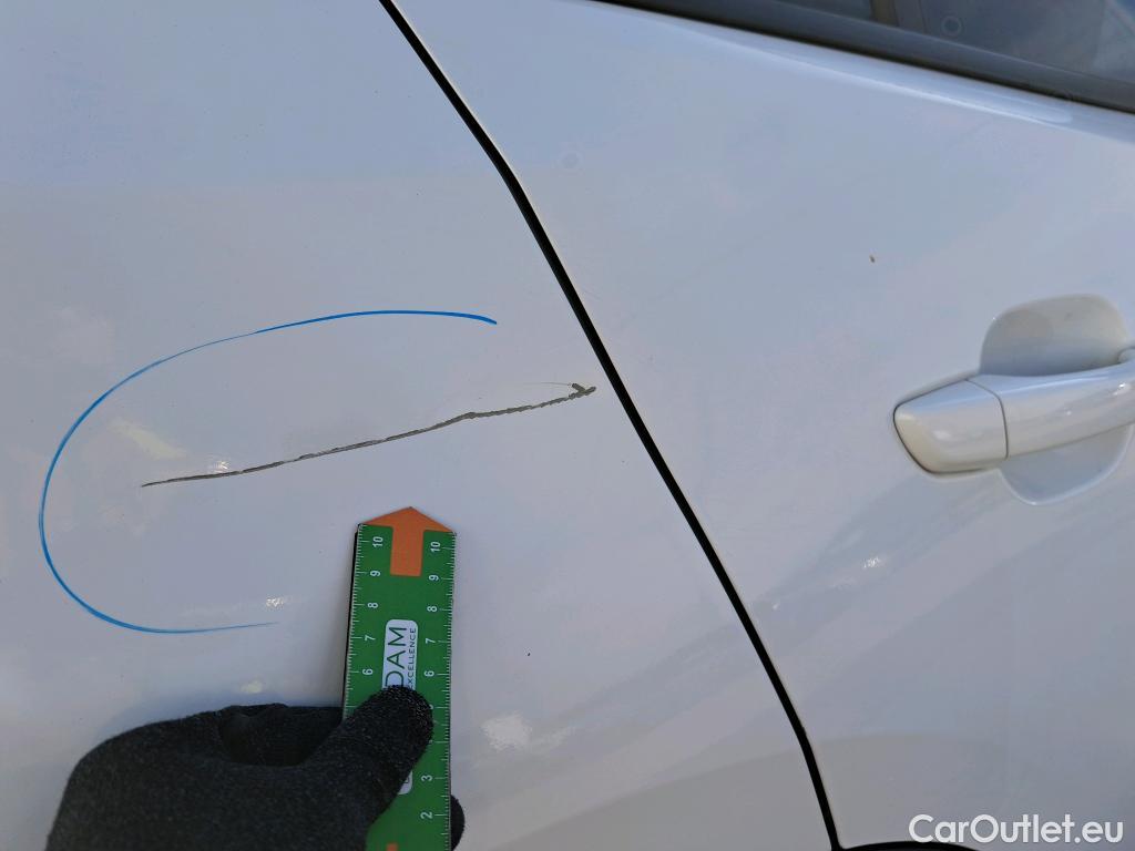  Peugeot  2008 PEUGEOT  / 2019 / 5P / todoterreno Allure Pack BlueHDI 130 S&S EAT8 #6