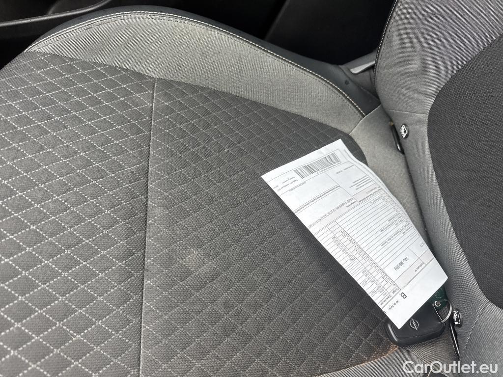  Opel   Grandland X OPEL PHEV / 2017 / 5P / todoterreno 1.6 Turbo Edition Auto 4x2 #13