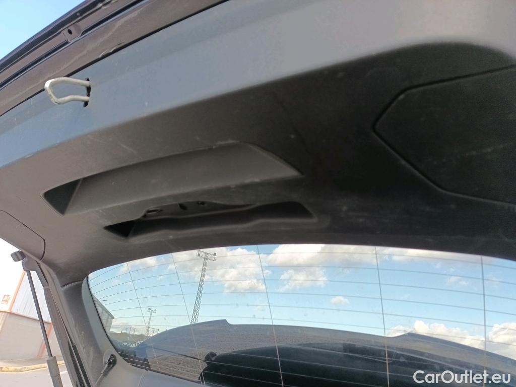  Bmw  Serie 1 BMW  / 2019 / 5P / berlina con portón M135i #3