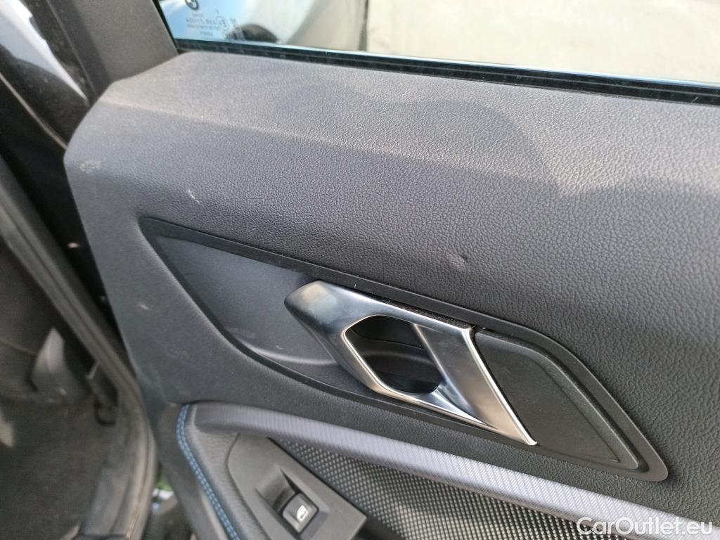  Bmw  Serie 1 BMW  / 2019 / 5P / berlina con portón M135i #6