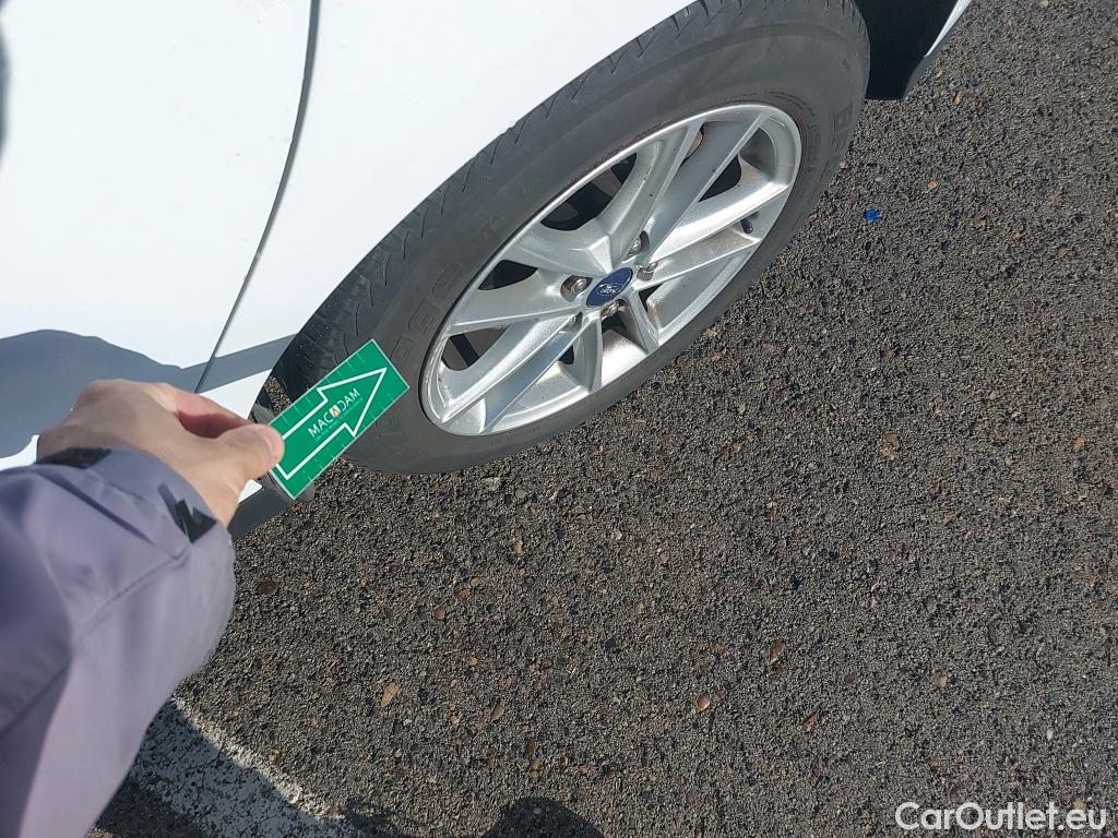  Ford  Focus FORD  5p 3G berlina con portón 1.5 TDCi E6 88kW (120CV) Trend+ #12