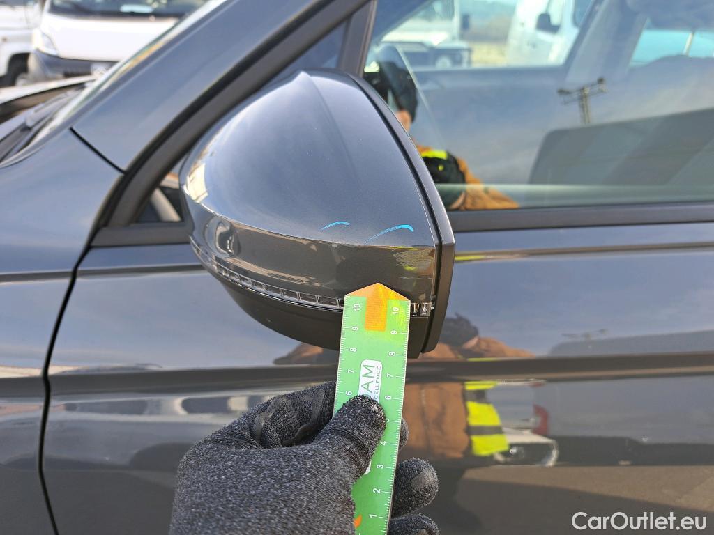  Volkswagen  Tiguan VOLKSWAGEN  / 2020 / 5P / todoterreno Life 1.4 TSI eHybrid 180kW (245CV) DSG #27