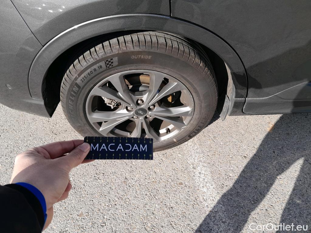  Ford  Kuga FORD  / 2019 / 5P / todoterreno ST-Line X 2.0 EcoBlue 140kW 4x4 Auto #12