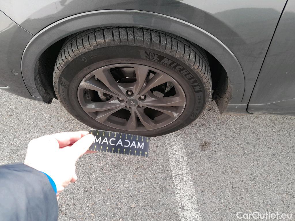  Ford  Kuga FORD  / 2019 / 5P / todoterreno ST-Line X 2.0 EcoBlue 140kW 4x4 Auto #8