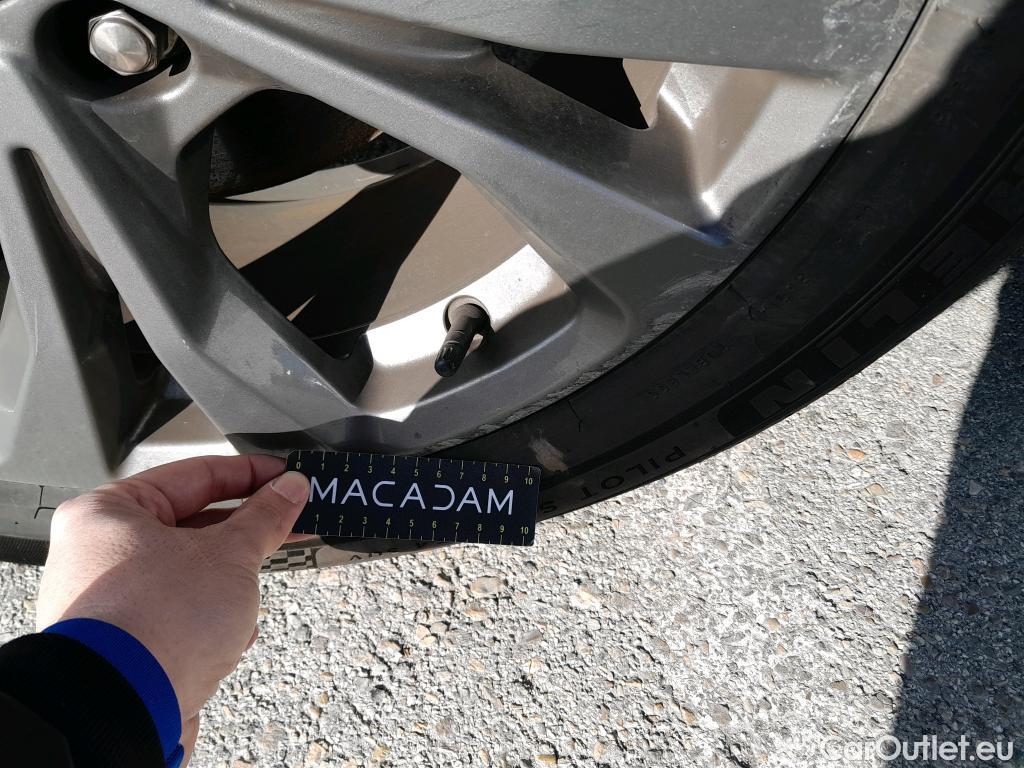  Ford  Kuga FORD  / 2019 / 5P / todoterreno ST-Line X 2.0 EcoBlue 140kW 4x4 Auto #13