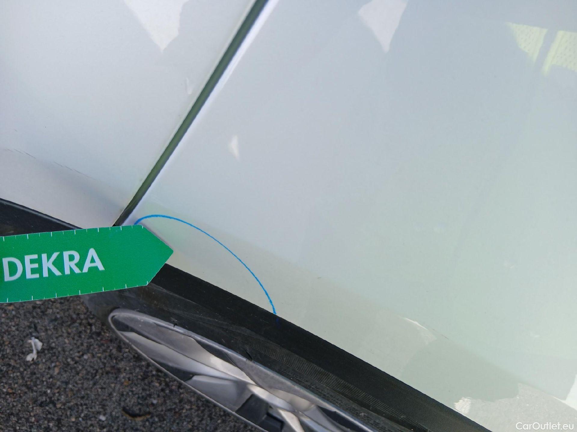  Tesla  Model Y TESLA  / 2020 / 5P / todoterreno Gran Autonomía 4WD #21