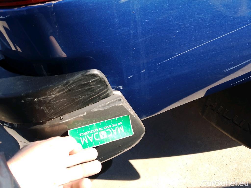  Toyota  Hilux TOYOTA  / 2020 / 4P / pickup 2.8 D-4D 150kW C. Doble Invincible A/T #9