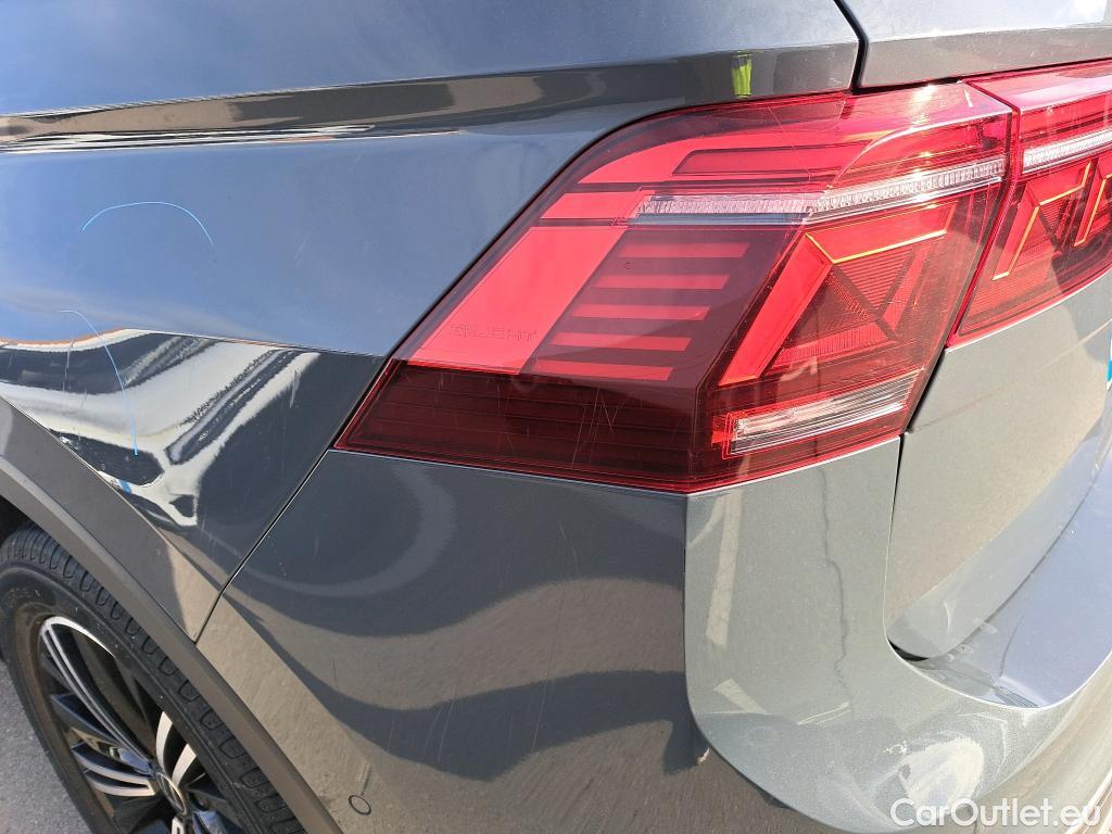  Volkswagen  Tiguan VOLKSWAGEN  / 2020 / 5P / todoterreno Life 1.4 TSI eHybrid 180kW (245CV) DSG #39
