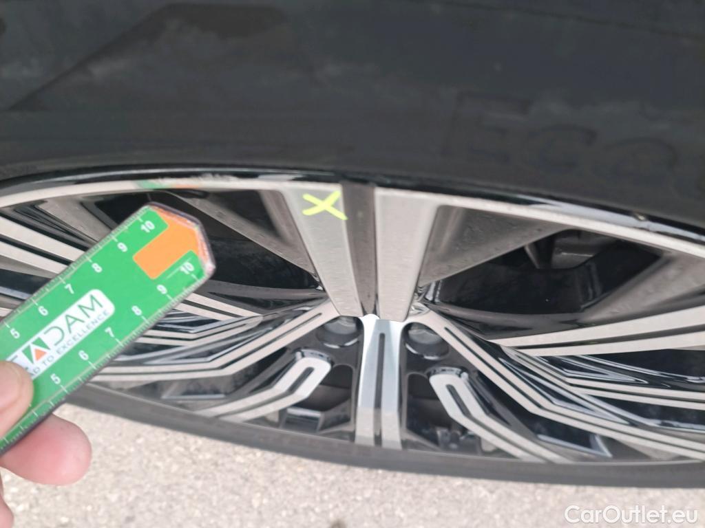  Volvo  XC90 VOLVO  / 2019 / 5P / todoterreno 2.0 B5 D AWD Inscription Auto #2