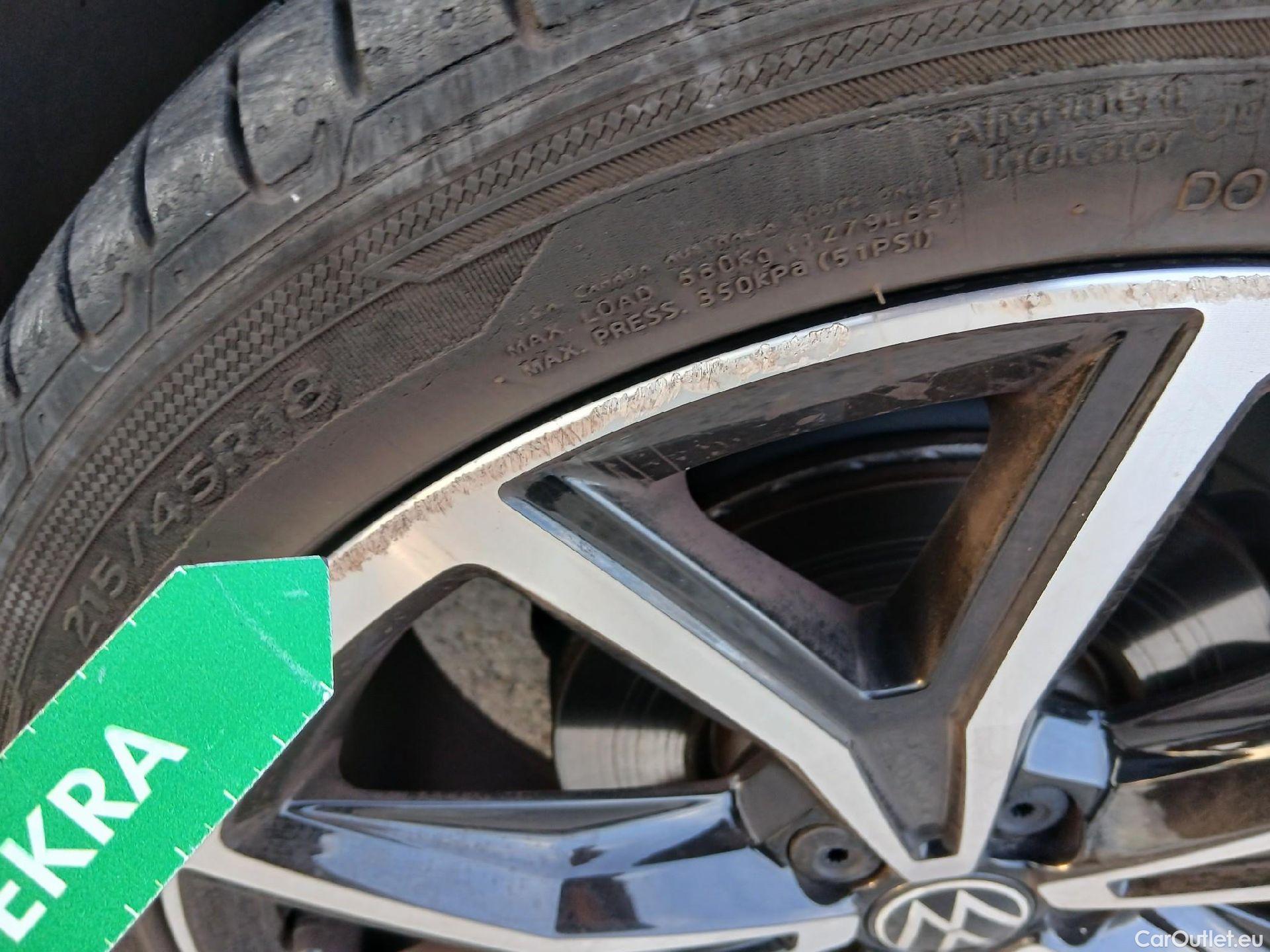  Volkswagen  T-CROSS VOLKSWAGEN  / 2018 / 5P / todoterreno Sport 1.0 TSI 81kW (110CV) DSG #28