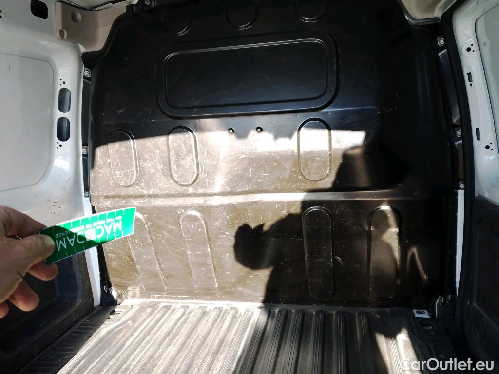  Nissan  NV200 NISSAN NV250 / 2019 / 4P / furgón 2pl 1.5dCi 70 kW (95CV) L1H1 COMFORT #31