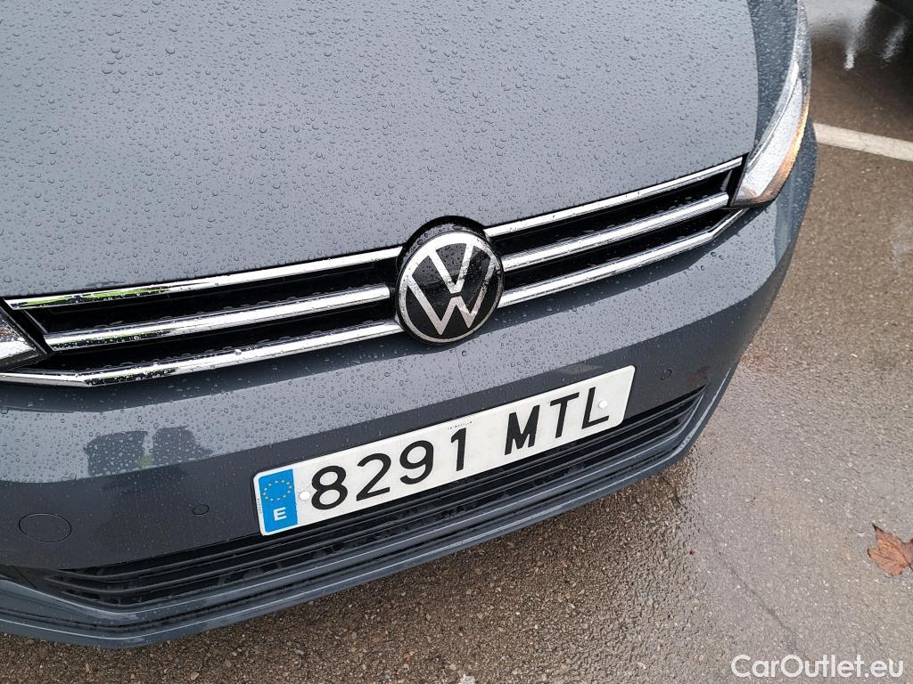  Volkswagen  Touran  Life 2.0 TDI 150CV AT7 E6d #8