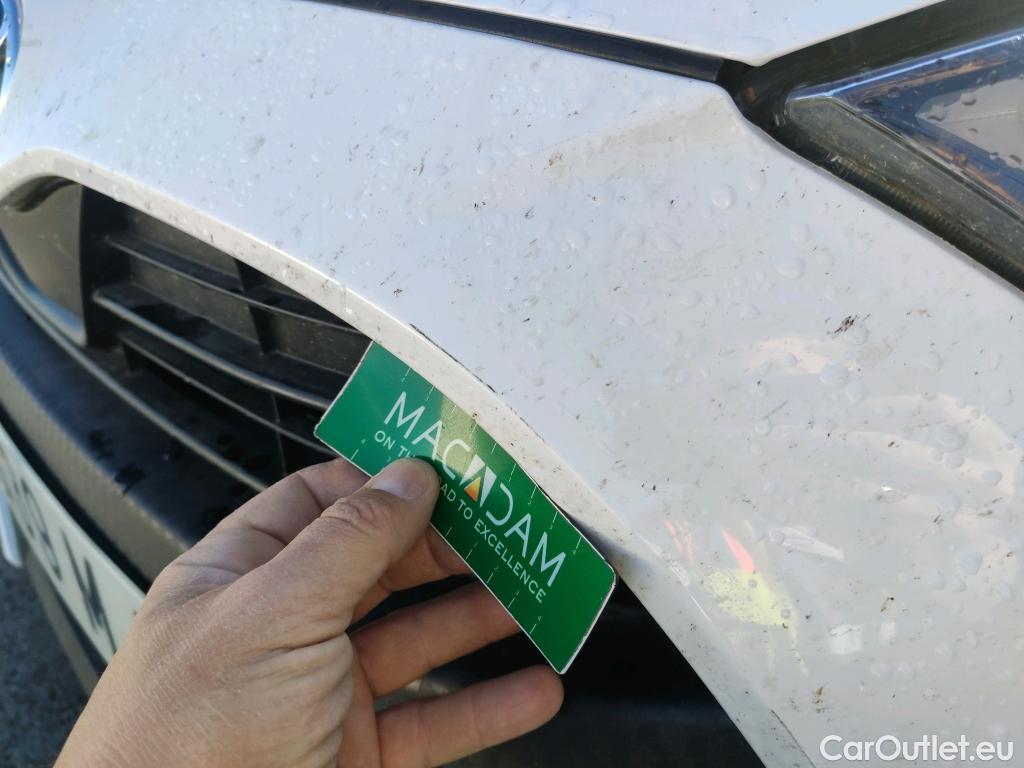  Toyota  Yaris TOYOTA  / 2020 / 5P / berlina con portón 1.5 120H Active Tech #19