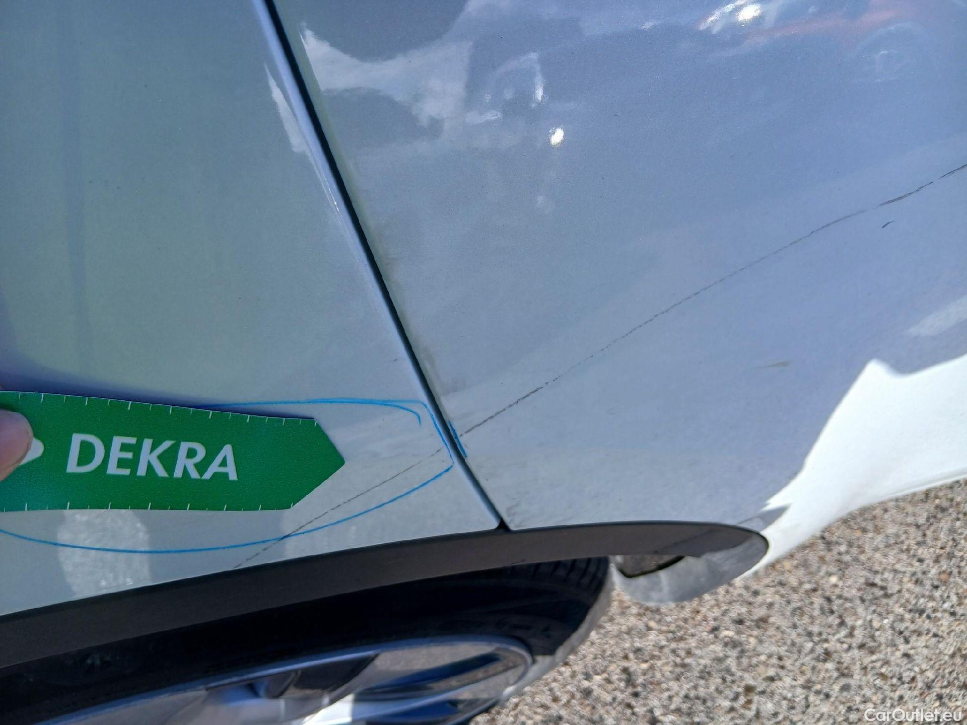  Tesla  Model Y TESLA  / 2020 / 5P / todoterreno Gran Autonomía 4WD #30