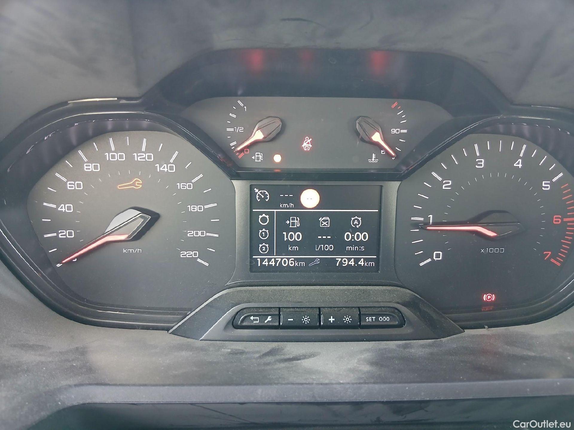  Peugeot  RIFTER PEUGEOT  / 2018 / 4P / combi Active Standard BlueHDi 73kW (IND) (CX2) #1