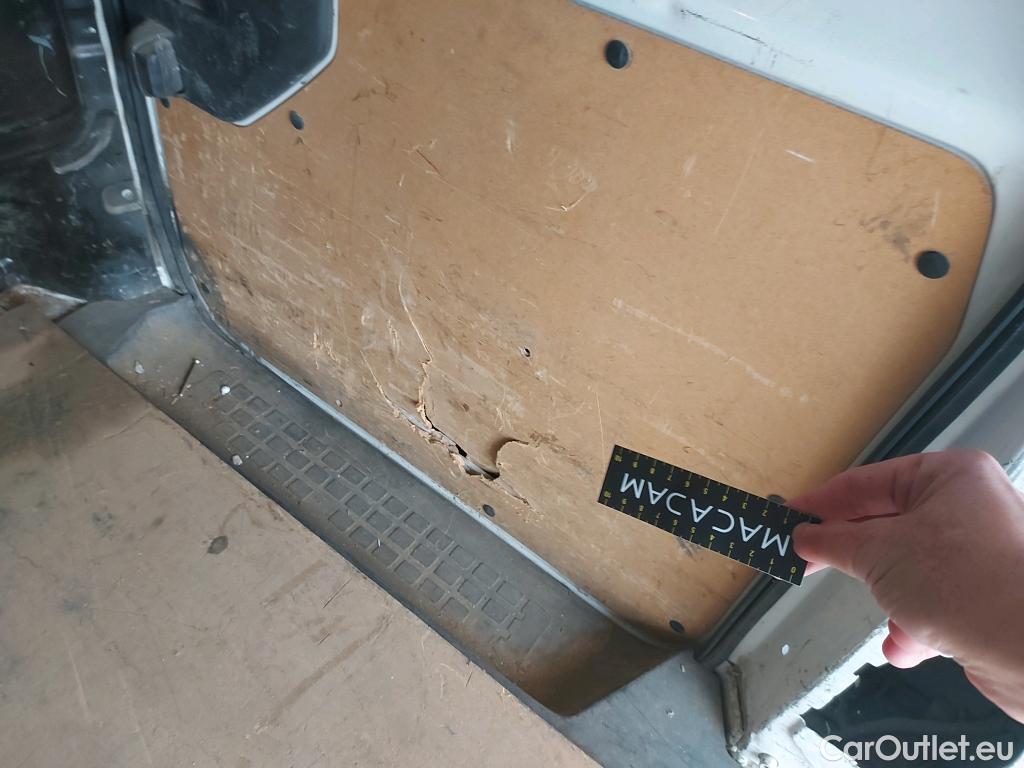  Peugeot  Expert PEUGEOT  / 2016 / 4P / furgón Furgón Pro BlueHDi 90KW (120) Standard #4