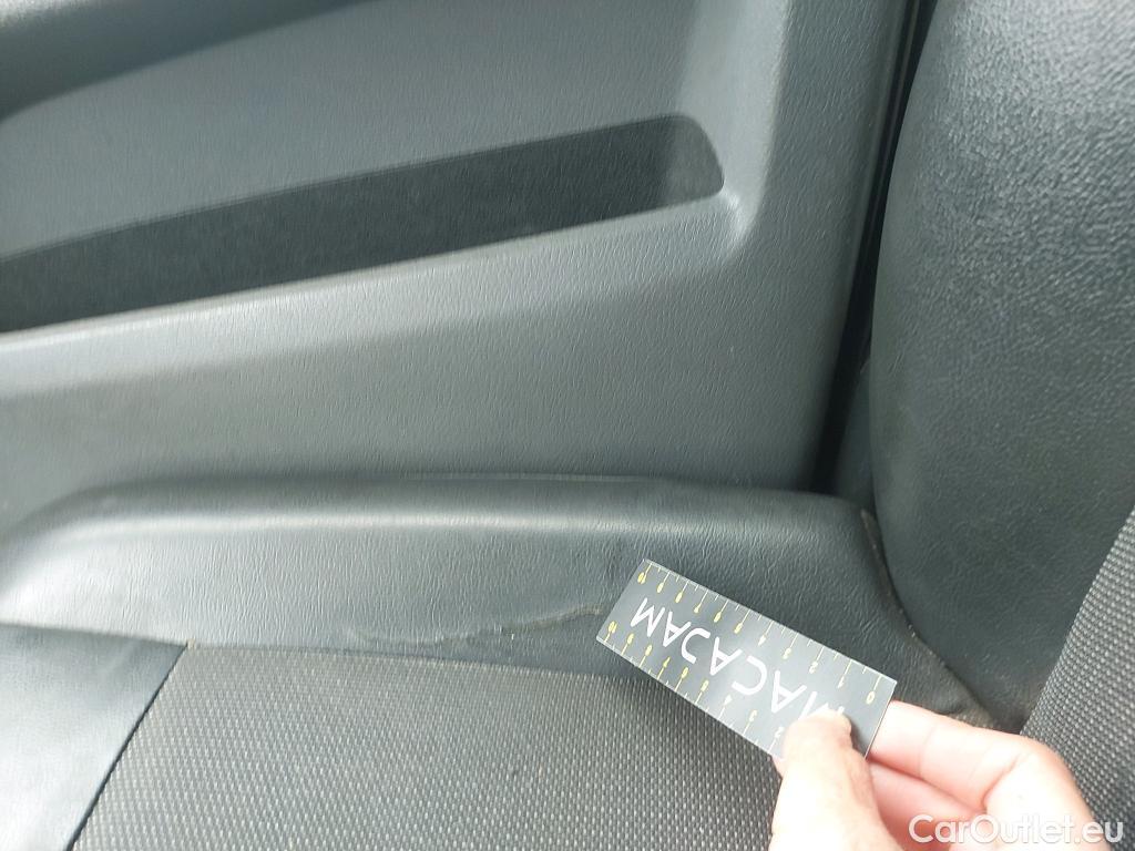  Peugeot  Expert PEUGEOT  / 2016 / 4P / furgón Furgón Pro BlueHDi 90KW (120) Standard #25