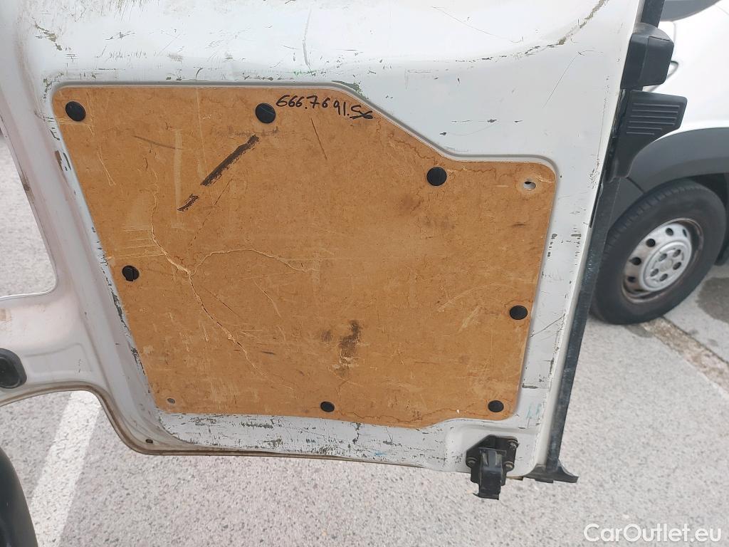  Peugeot  Expert PEUGEOT  / 2016 / 4P / furgón Furgón Pro BlueHDi 90KW (120) Standard #11