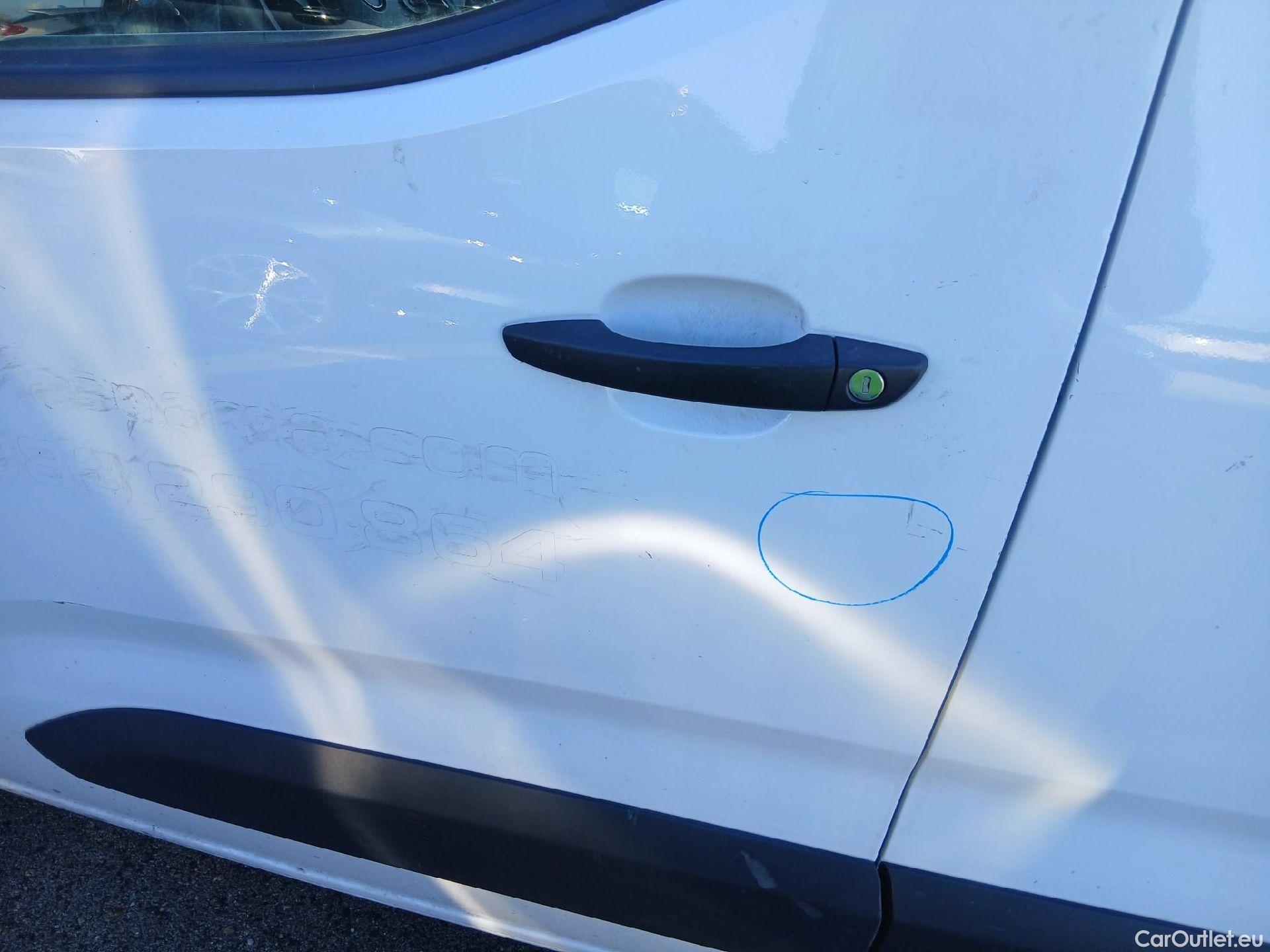  Opel  Combo  E Cargo Express 1.5 75CV MT5 E6dT #24